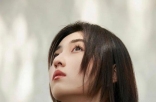吊带、背心除了不防晒哪都好，女明星们集体上身！